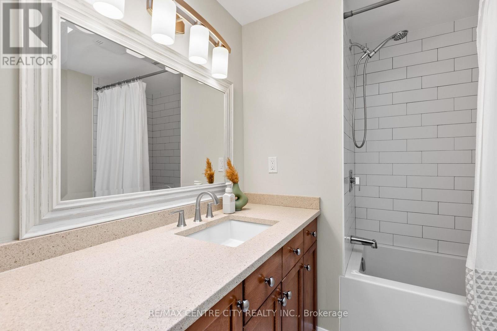 1175 Glenora Drive, London North, Ontario  N5X 2P6 - Photo 28 - X12204143