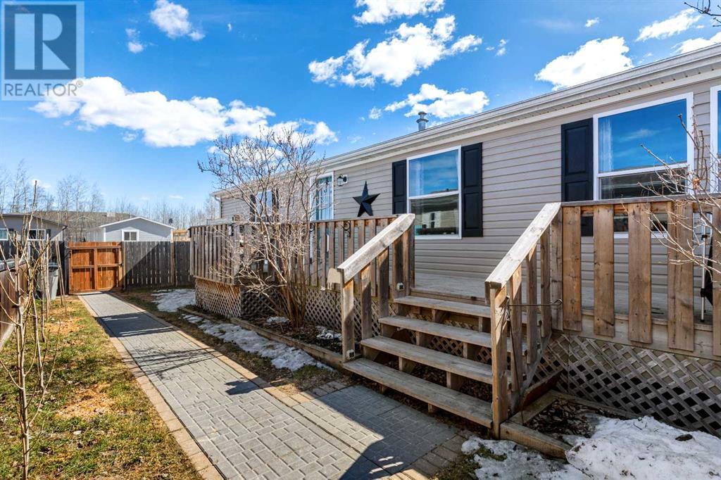 Property at 14 Gunderson Drive image 5
