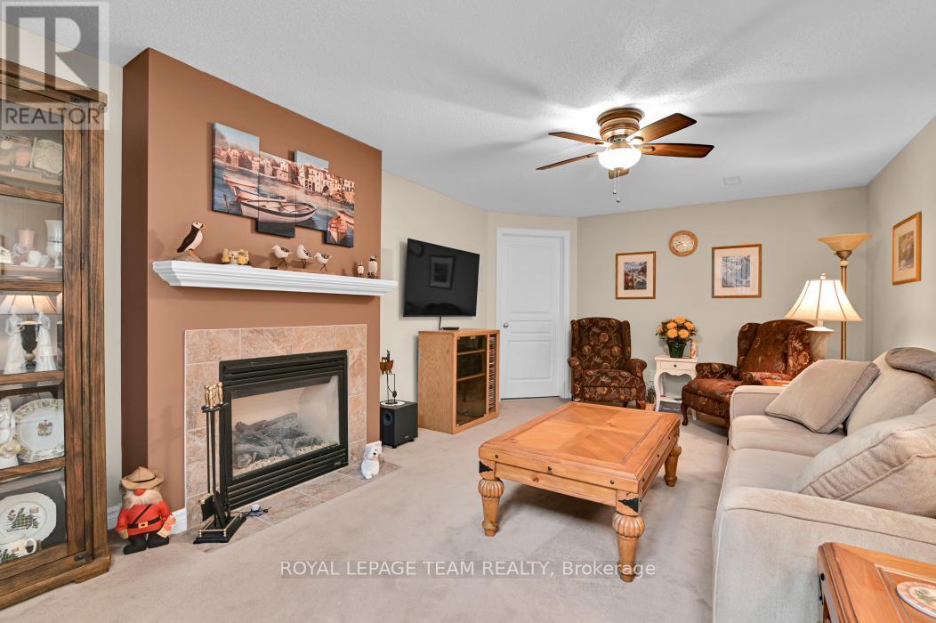 135 Jersey Tea Circle, Ottawa, Ontario  K1V 2L3 - Photo 30 - X12204249