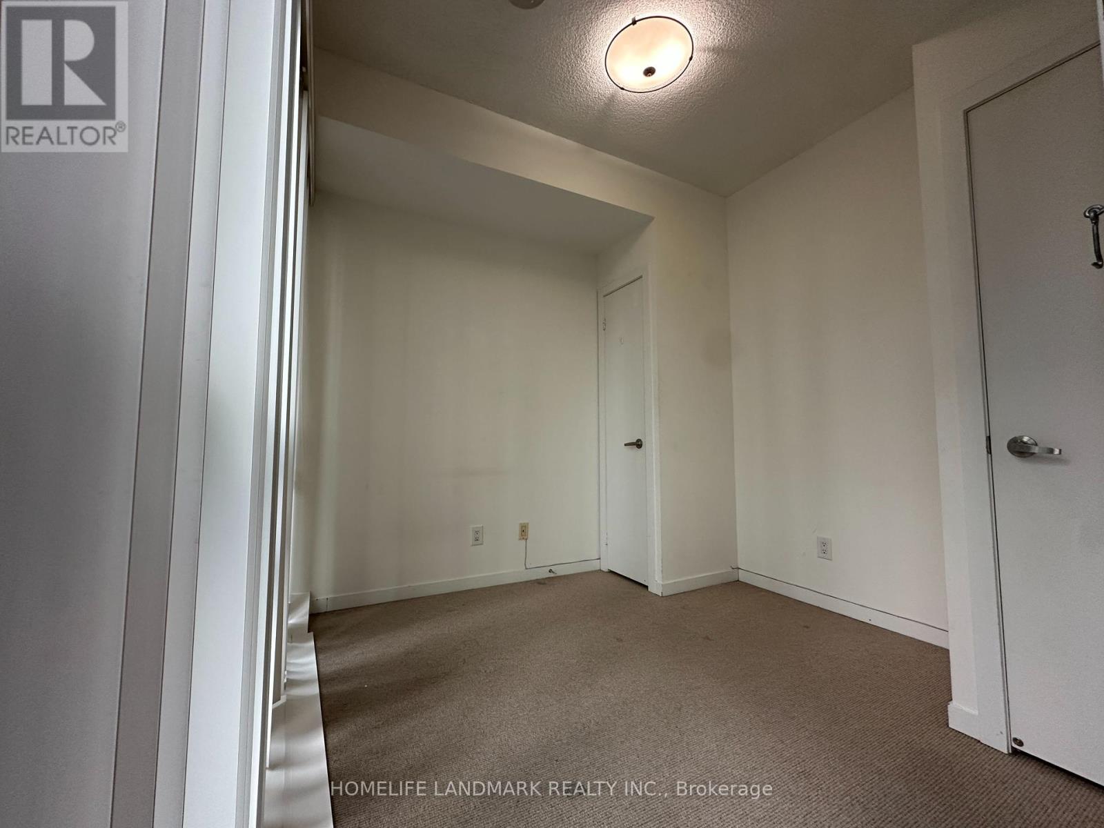 2701 - 65 Bremner Boulevard, Toronto, Ontario  M5J 0A7 - Photo 5 - C12204259