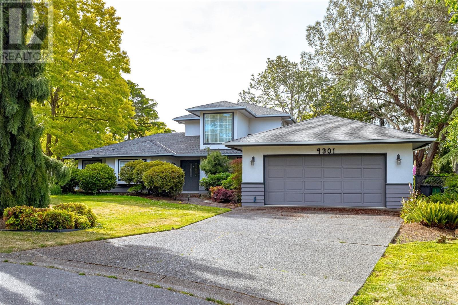 4301 Maltwood Close, Saanich, British Columbia