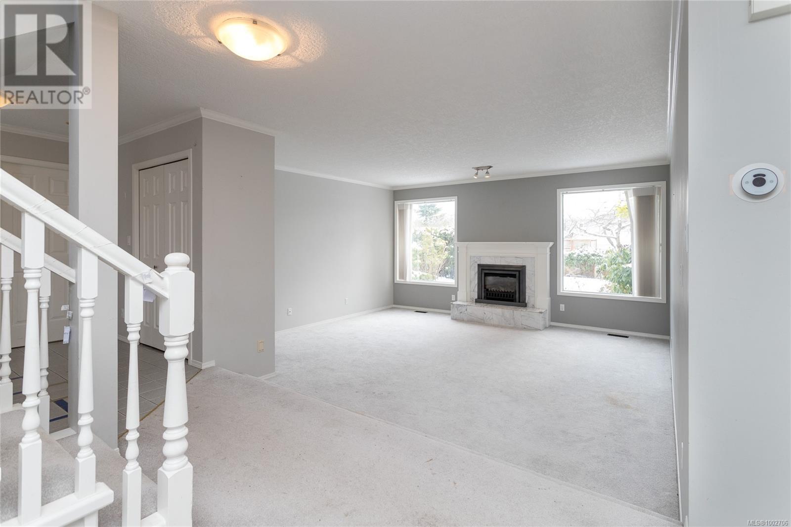 Property at 4301 Maltwood Close image 1
