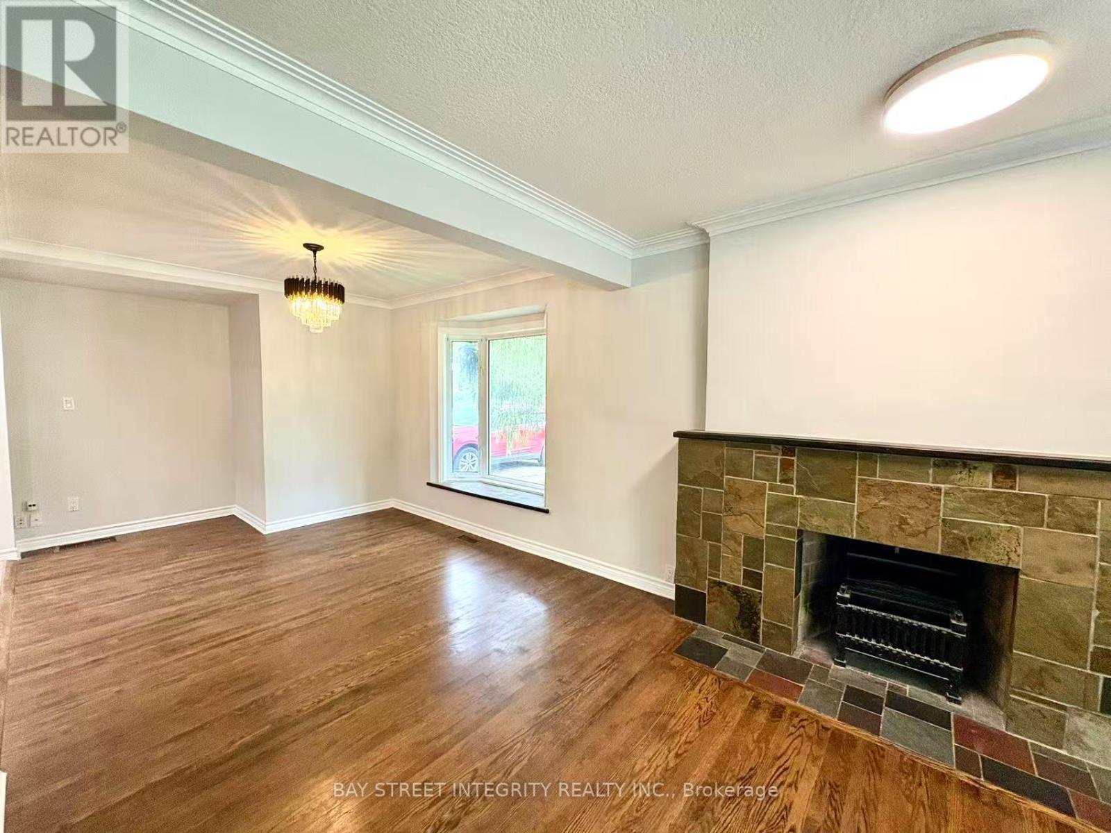 18 Leisure Lane, Richmond Hill, Ontario  L4C 4W8 - Photo 16 - N12204260