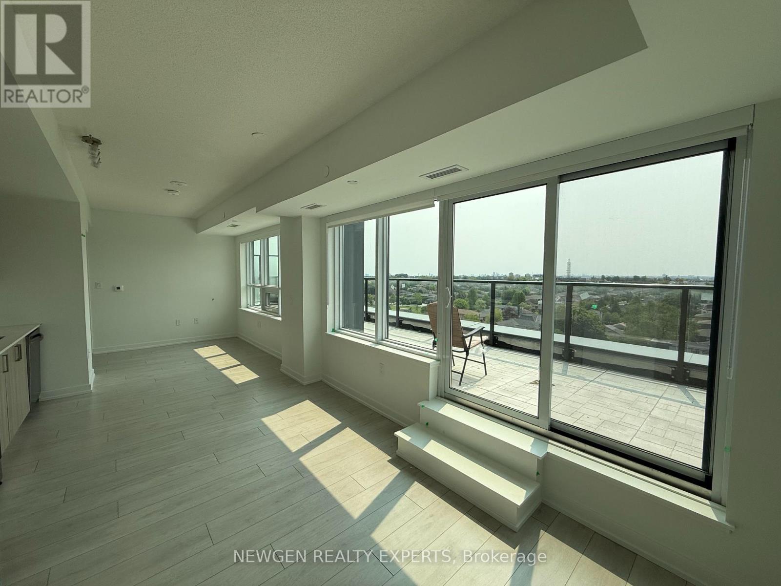 912 - 556 Marlee Avenue, Toronto, Ontario  M6B 0B1 - Photo 3 - W12204253