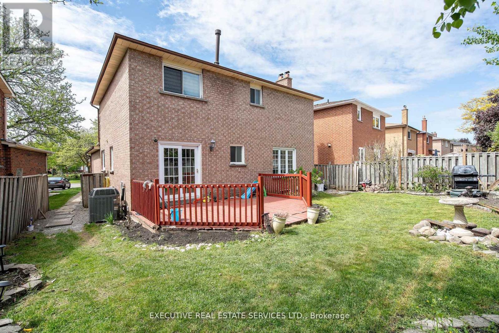 13 Stillwater Crescent, Brampton, Ontario  L6X 3K6 - Photo 38 - W12204254