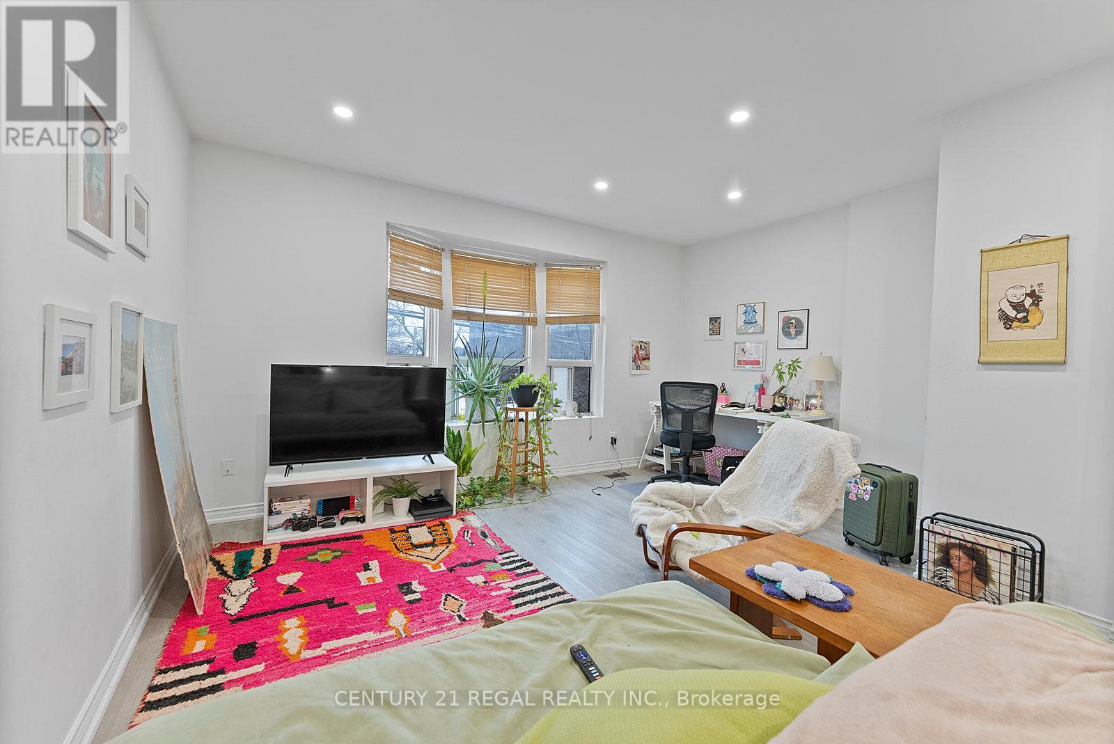 1664 Queen Street W, Toronto, Ontario  M6R 1B2 - Photo 22 - W12204273