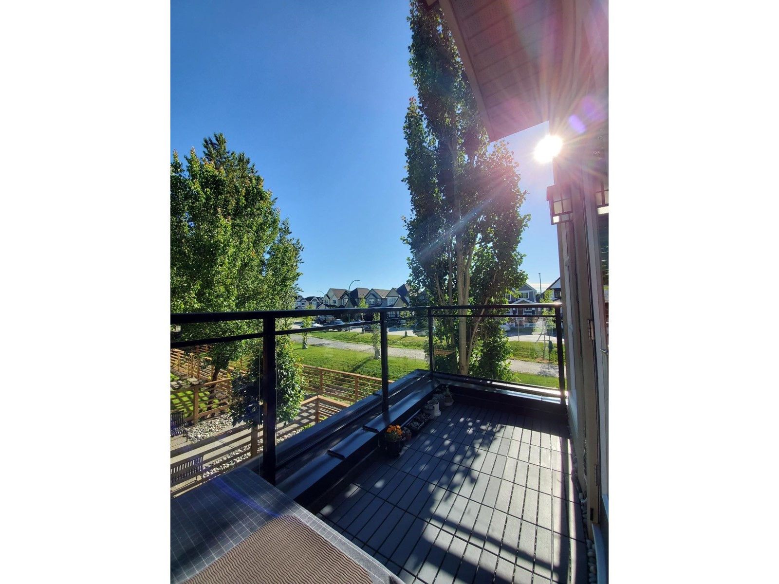 Property at 21 19477 72A AVENUE image 3