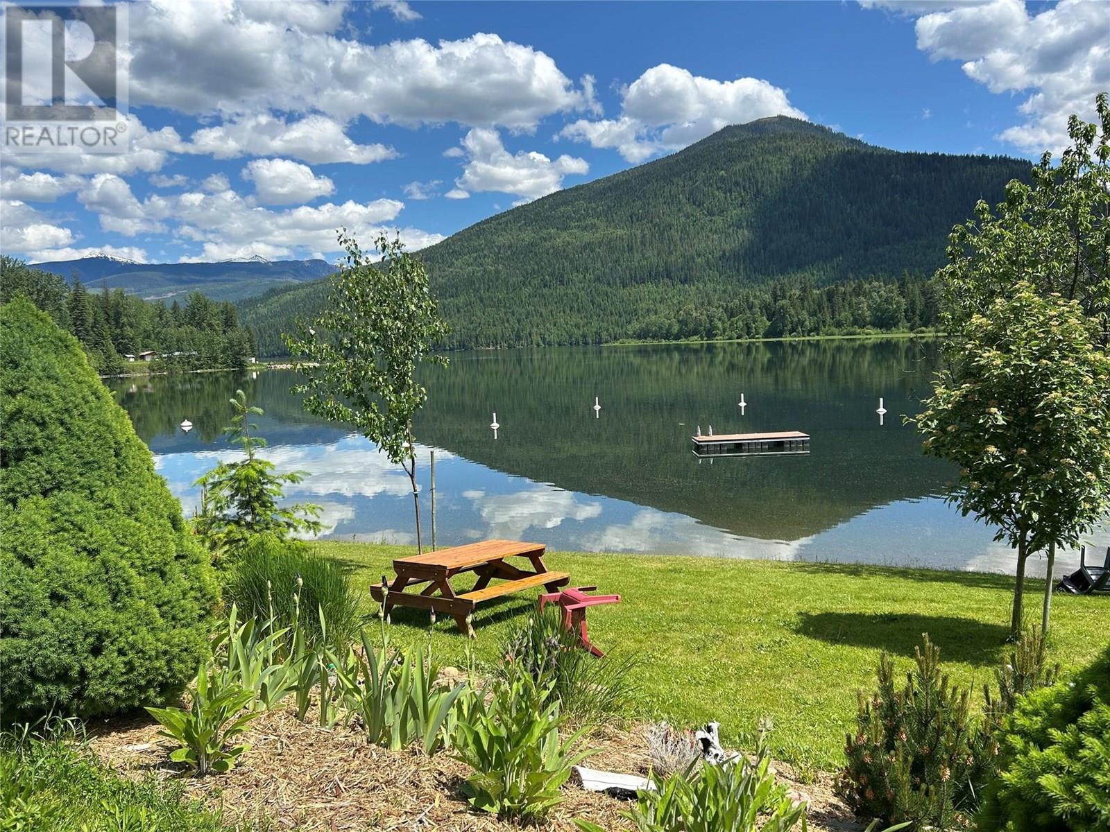 1681 Sugar Lake Road Unit# 6, cherryville, British Columbia