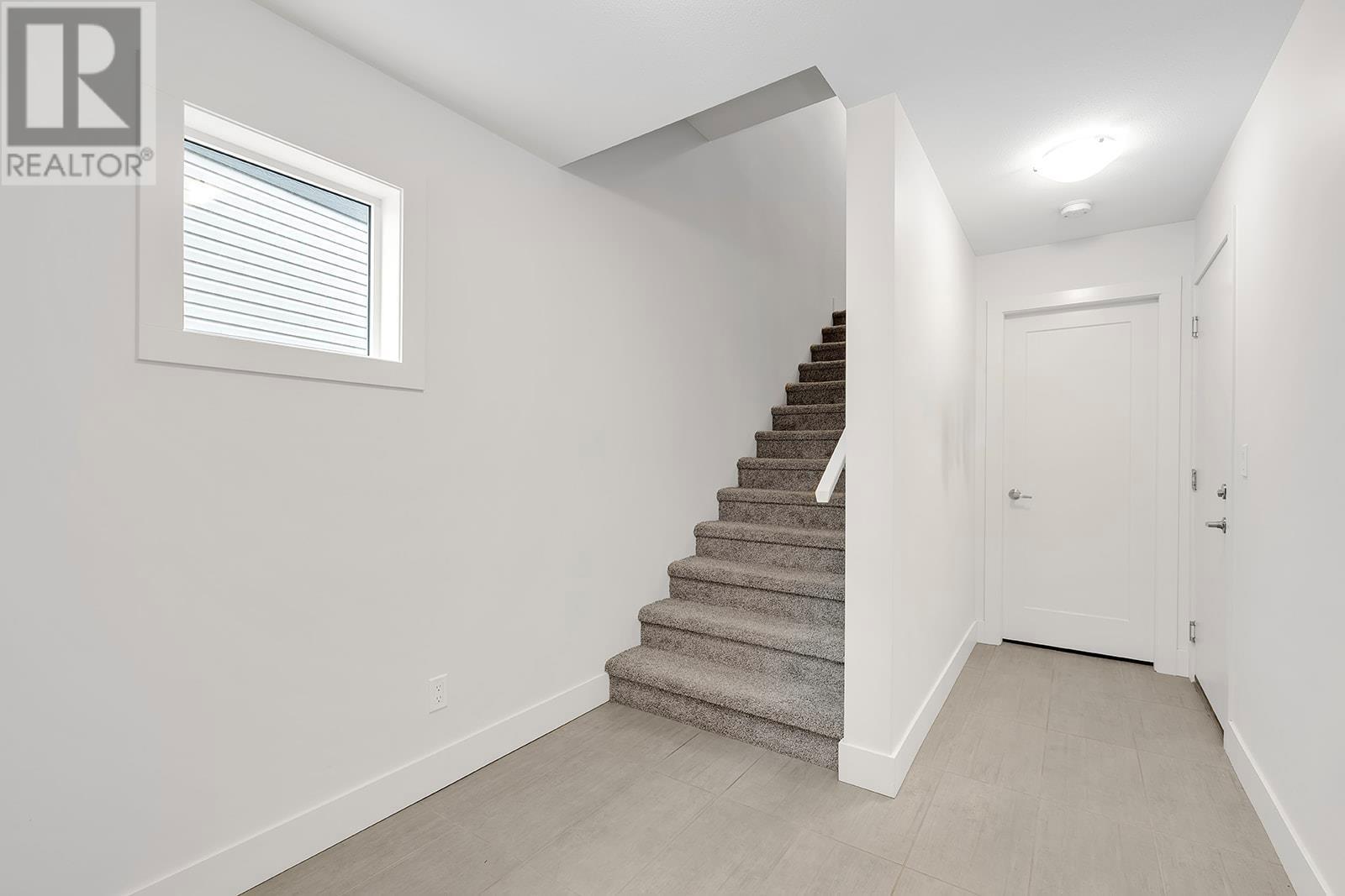 933 Mt. Robson Place Unit# 23, Vernon, British Columbia  V1B 4G4 - Photo 5 - 10348570