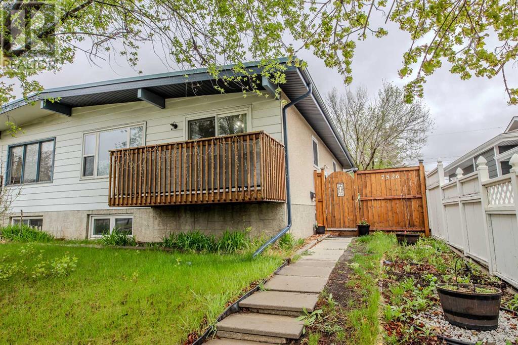 7526 Huntridge Crescent Ne, Calgary, Alberta  T2K 4C9 - Photo 35 - A2218813