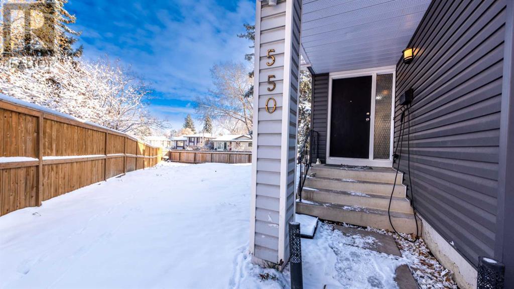 Property at 550 Whitehill Place NE image 5