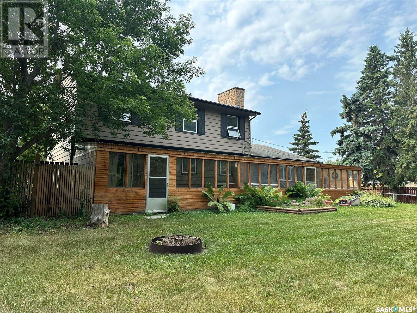 1208 11th Avenue, Humboldt, Saskatchewan  S0K 2A0 - Photo 3 - SK008715