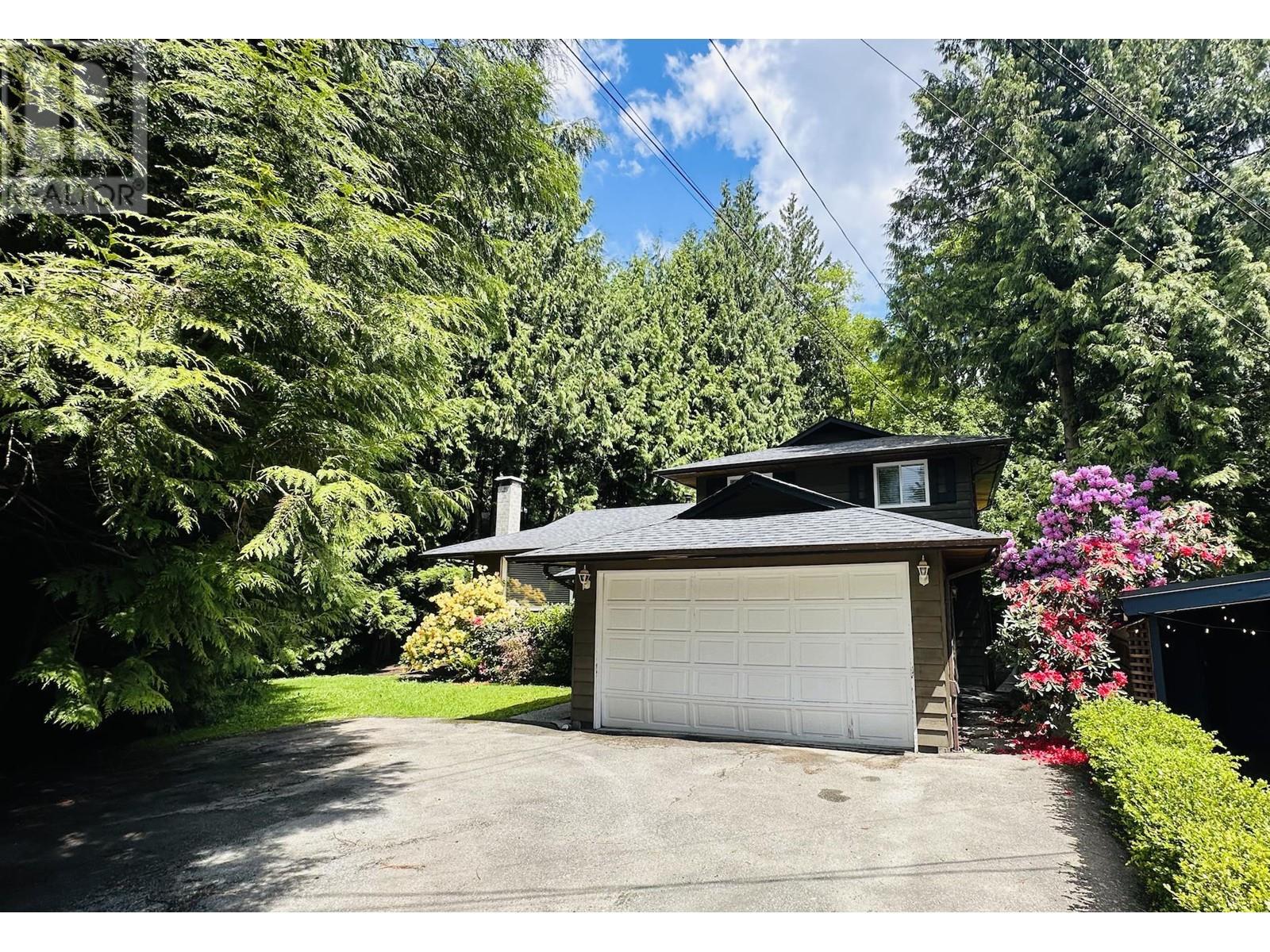 3356 BAIRD ROAD, North Vancouver, British Columbia