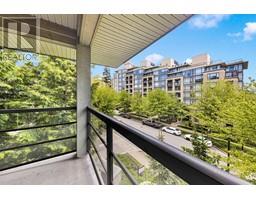 414 9339 UNIVERSITY CRESCENT, Burnaby, British Columbia