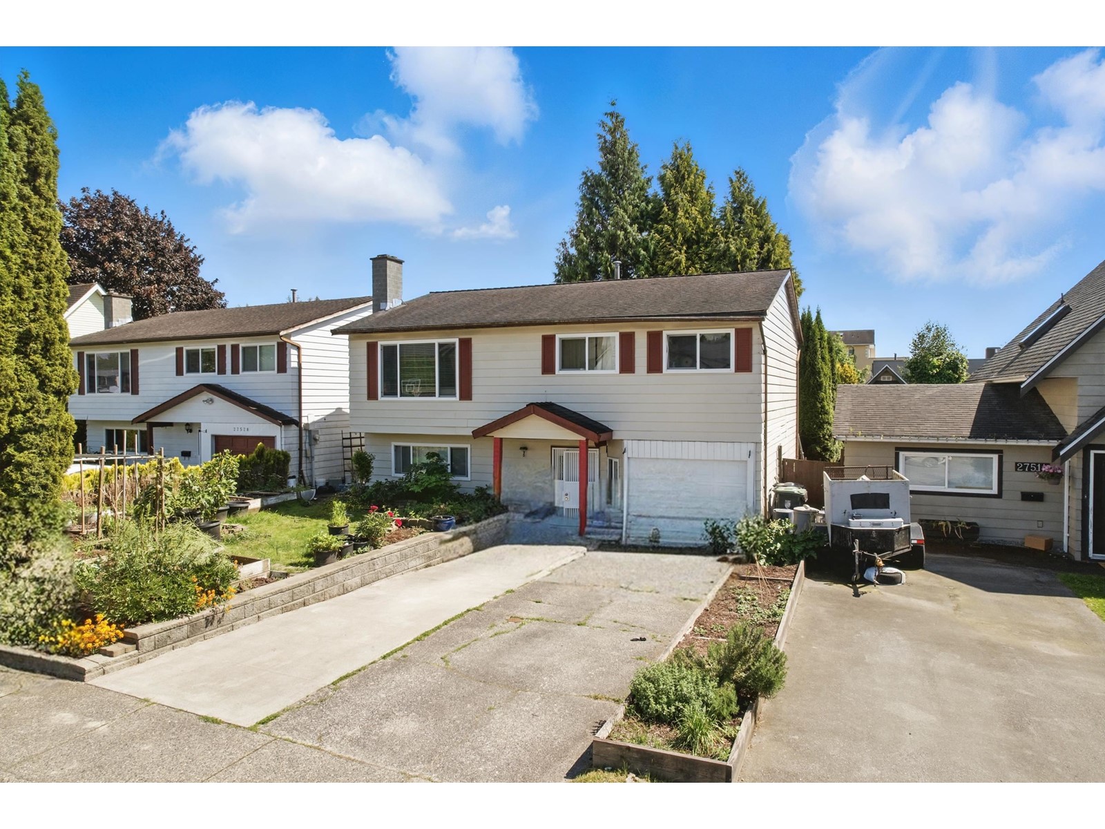 27522 31a Avenue, Langley, British Columbia  V4W 3L2 - Photo 2 - R3006938