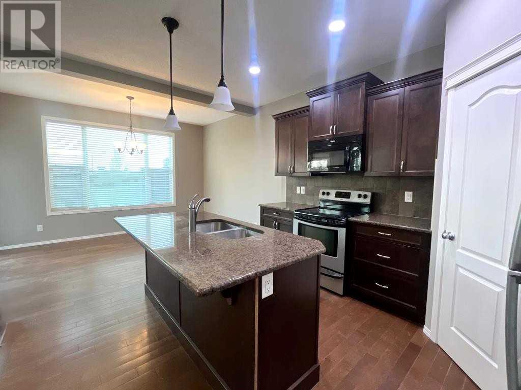 196 Cranberry Circle Se, Calgary, Alberta  T3M 0N8 - Photo 4 - A2210880