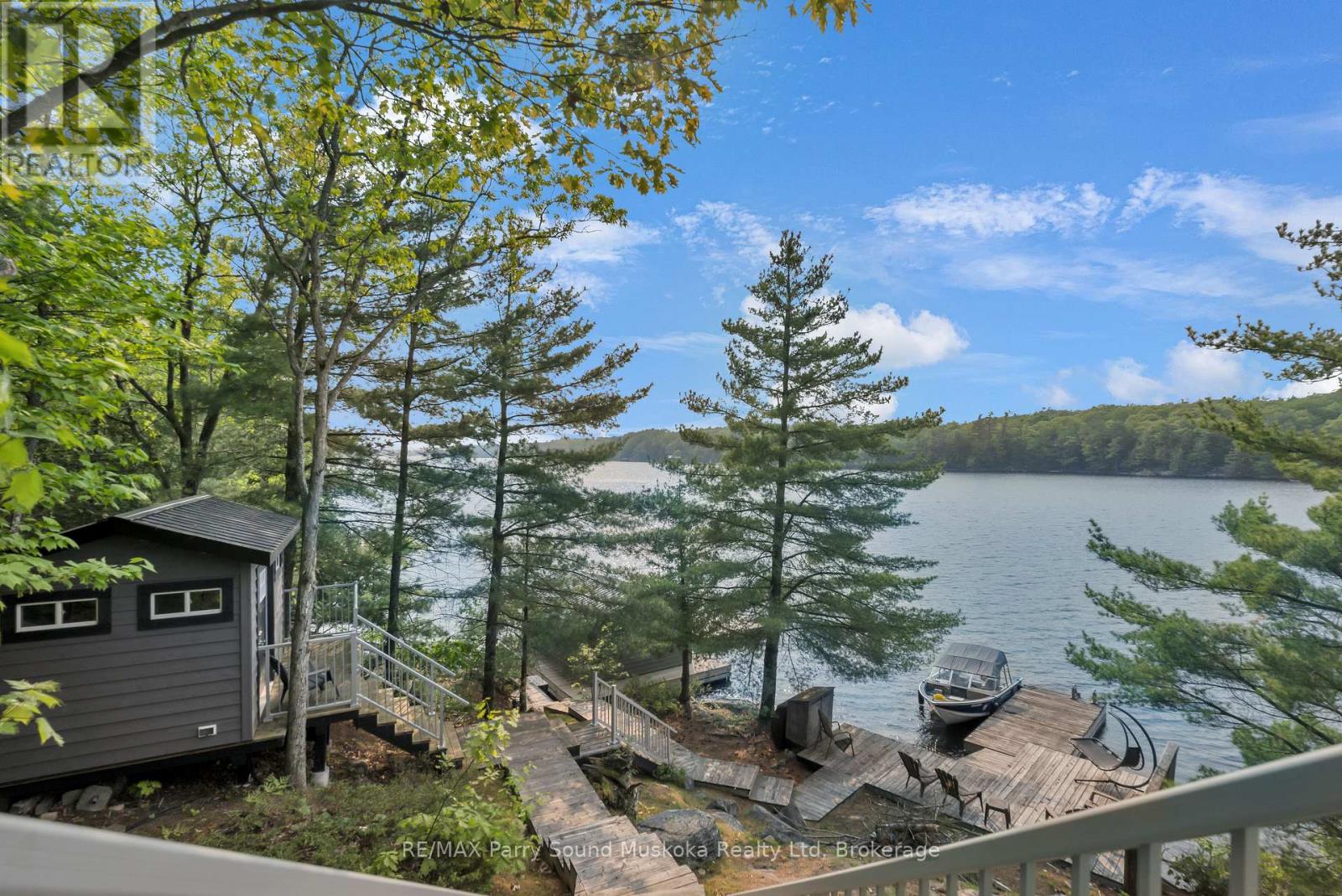 109 Healey Lake, The Archipelago, Ontario  P0G 1G0 - Photo 11 - X12204313
