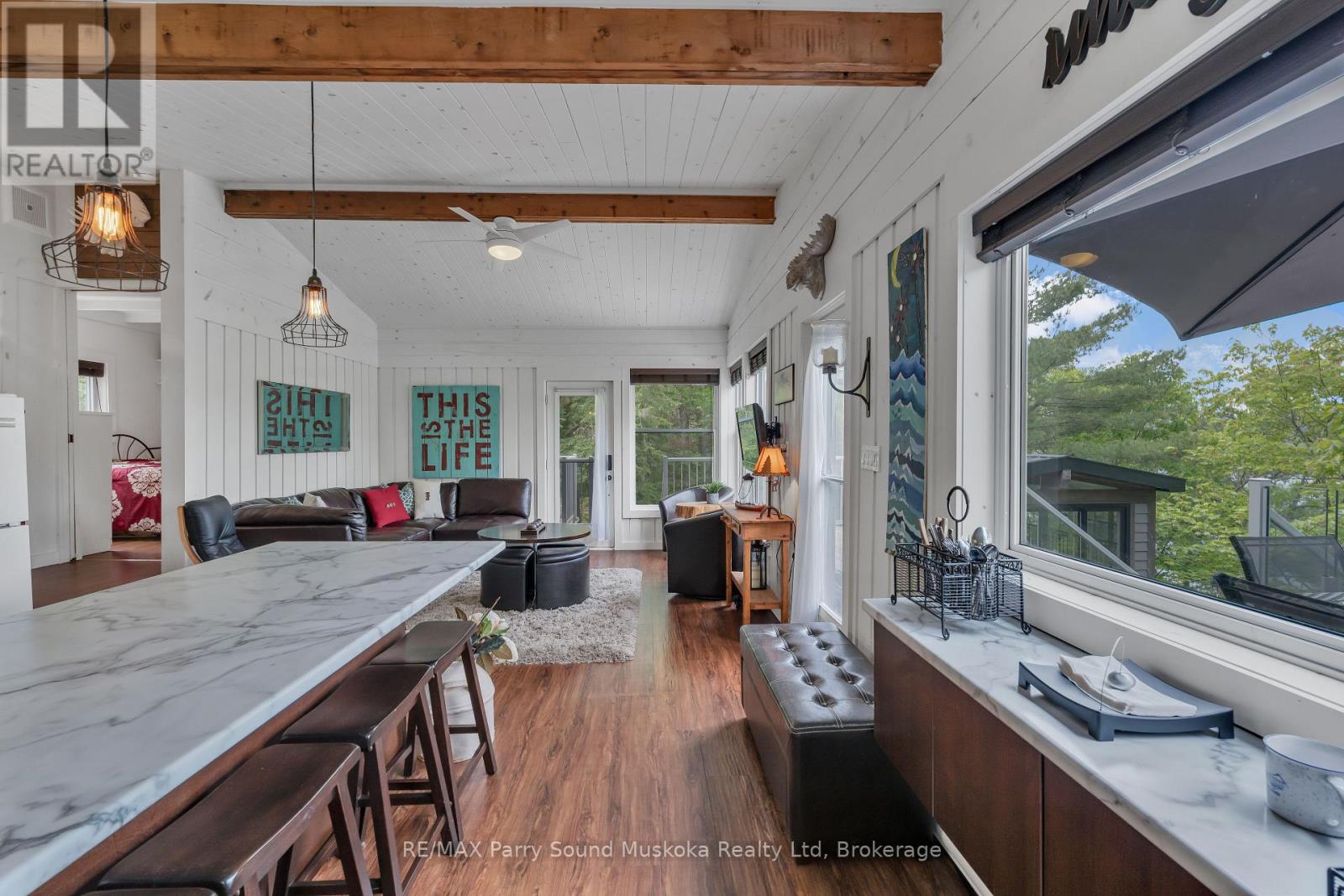109 Healey Lake, The Archipelago, Ontario  P0G 1G0 - Photo 17 - X12204313