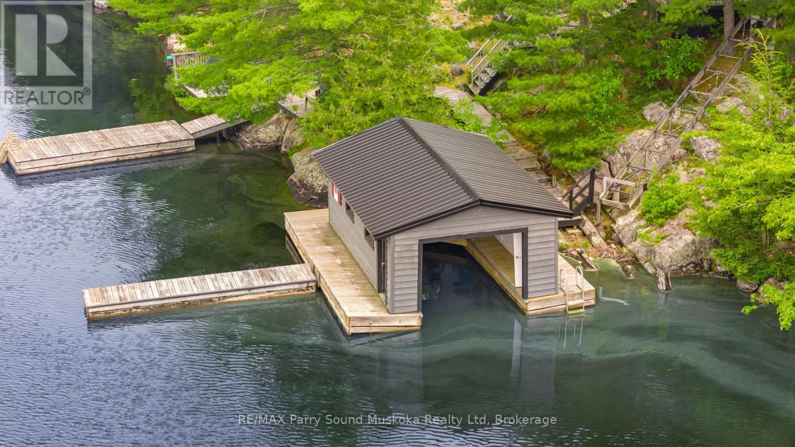 109 Healey Lake, The Archipelago, Ontario  P0G 1G0 - Photo 3 - X12204313