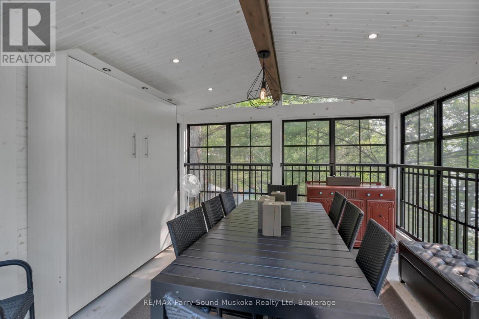 109 Healey Lake, The Archipelago, Ontario  P0G 1G0 - Photo 8 - X12204313