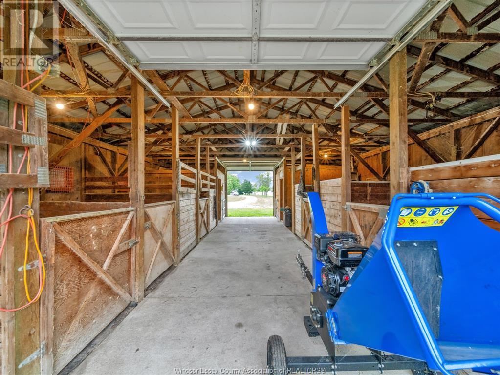 1418 County Rd 31, Lakeshore, Ontario  N0R 1S0 - Photo 43 - 25014331