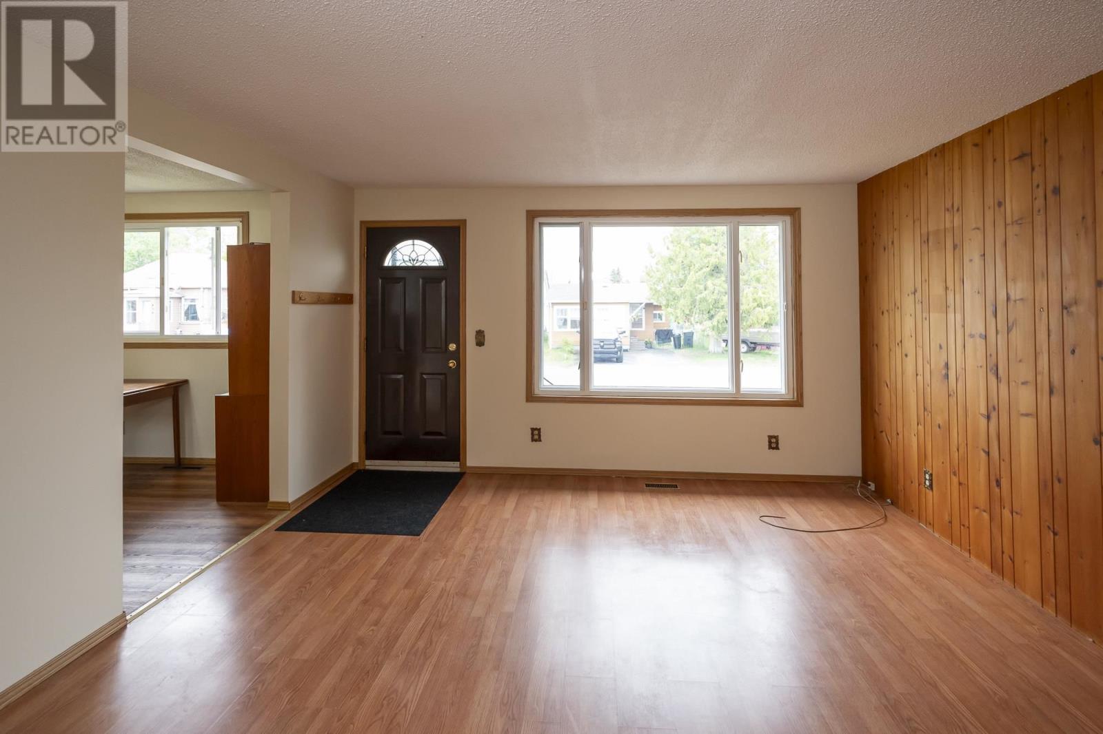 Property at 427 Adams ST image 4