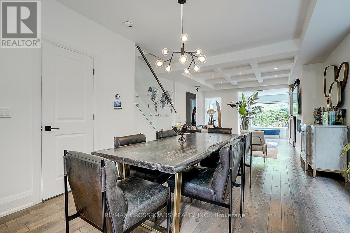 28 Chisholm Avenue, Toronto, Ontario  M4C 4V2 - Photo 13 - E12204279