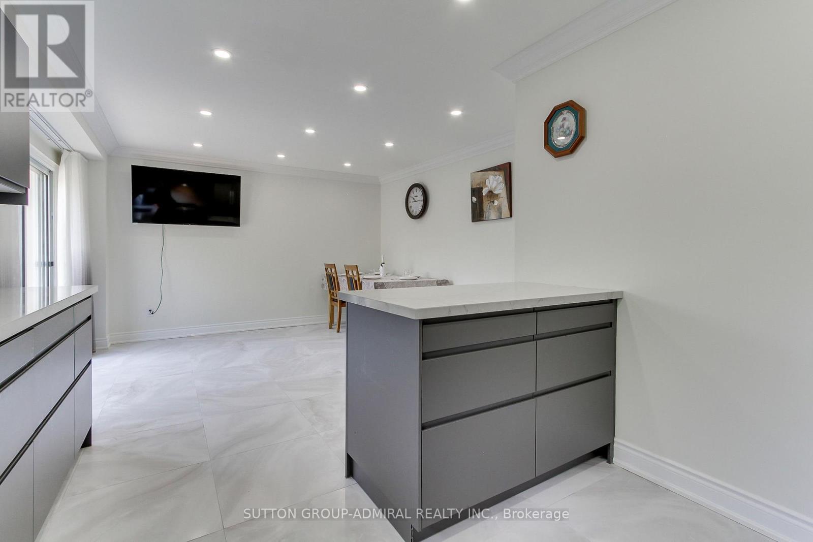 26 Carron Avenue, Vaughan, Ontario  L6A 1Y7 - Photo 19 - N12201184