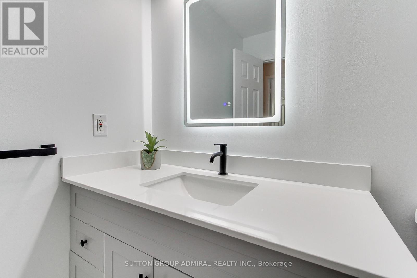 26 Carron Avenue, Vaughan, Ontario  L6A 1Y7 - Photo 25 - N12201184