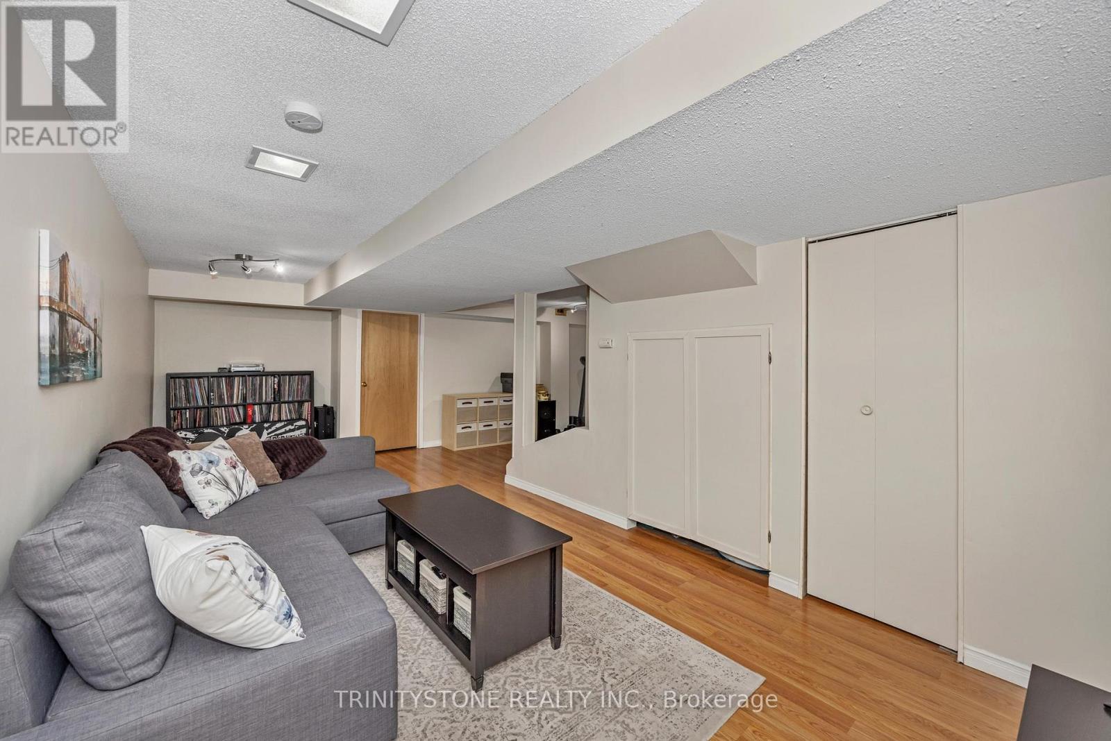59 Stable Way, Ottawa, Ontario  K2M 1A8 - Photo 34 - X12203801