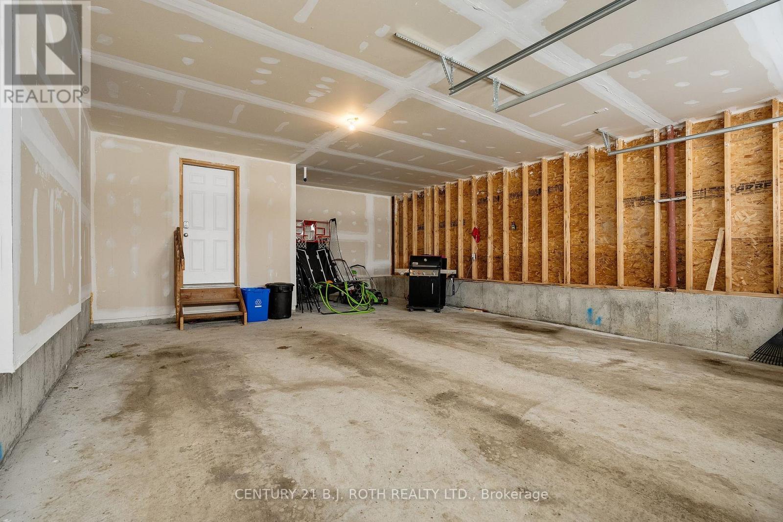 22 Dyer Crescent, Bracebridge, Ontario  P1L 0N4 - Photo 37 - X12018372