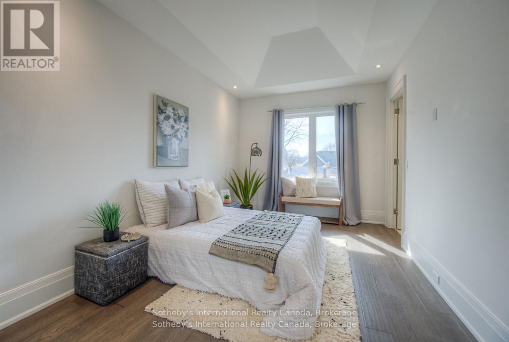2457 Ventura Drive, Oakville (Wo West), Ontario  L6L 2H5 - Photo 28 - W12204318