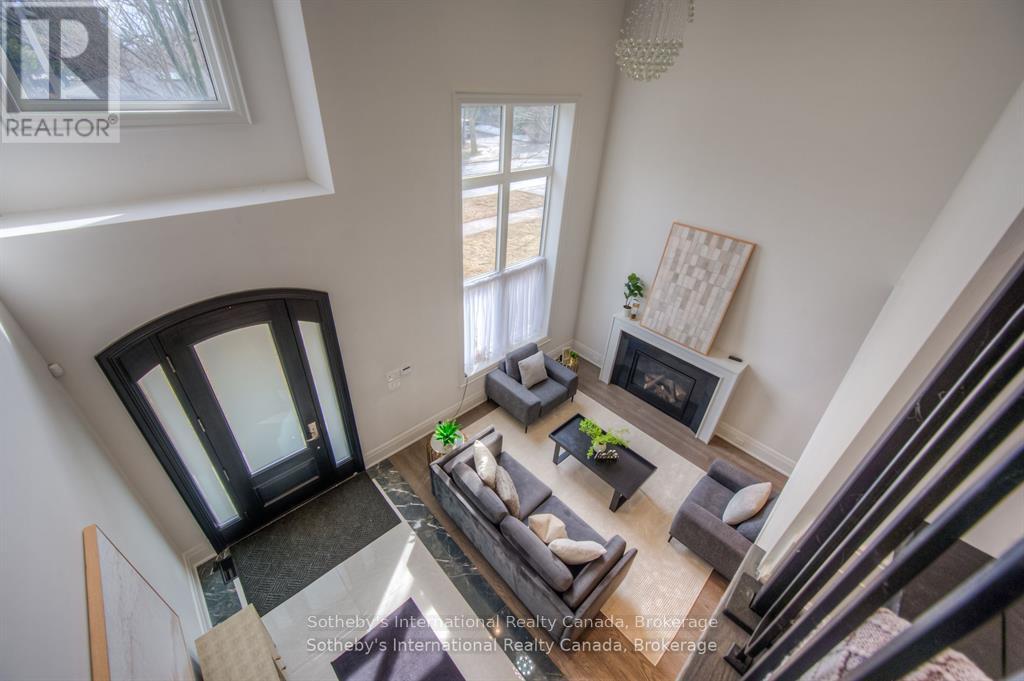 2457 Ventura Drive, Oakville (Wo West), Ontario  L6L 2H5 - Photo 29 - W12204318