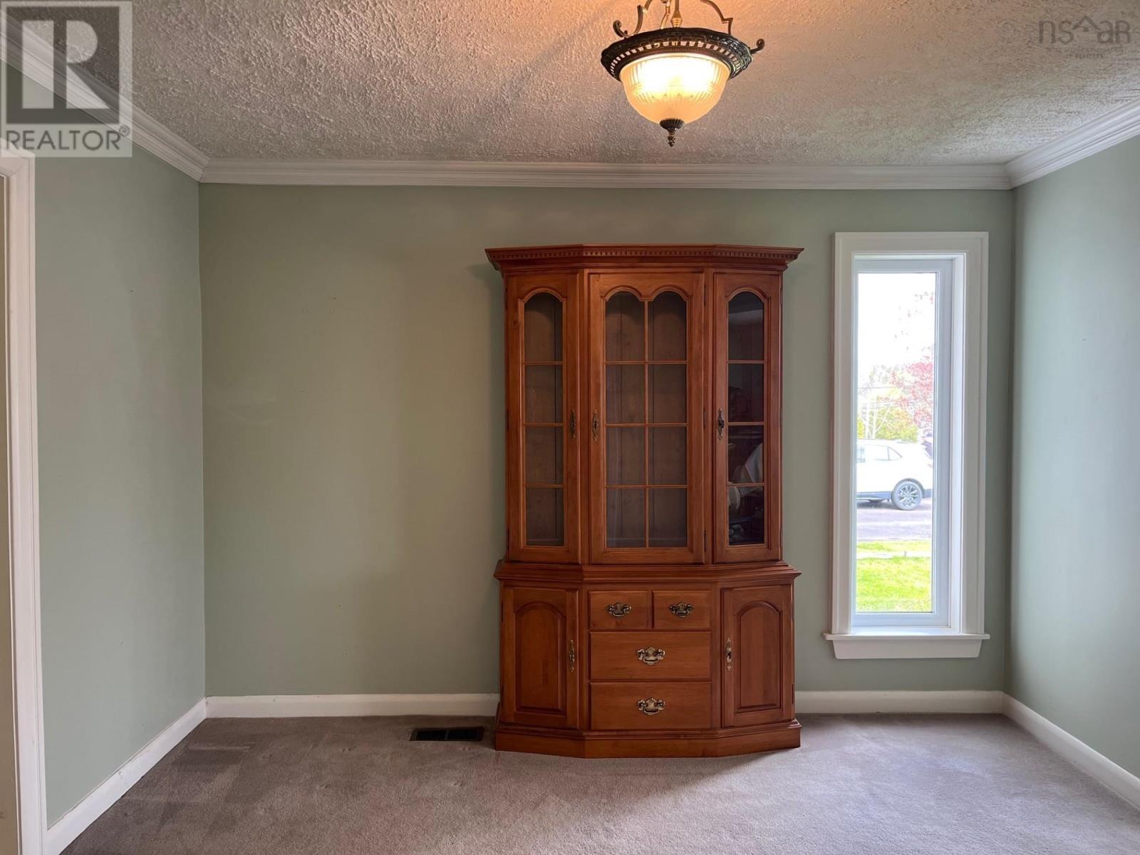 163 Twining Street, Baddeck, Nova Scotia  B0E 1B0 - Photo 9 - 202512280