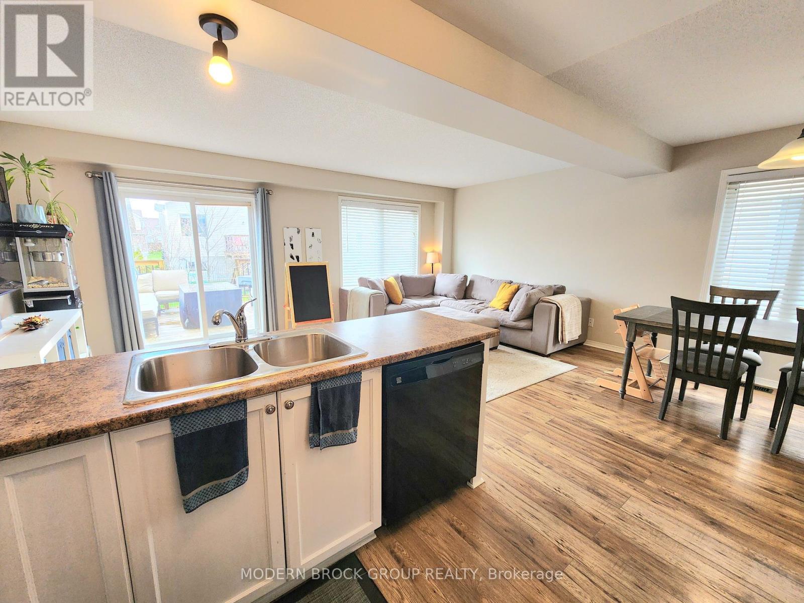 1581 Crimson Crescent, Kingston, Ontario  K7P 0J3 - Photo 13 - X12204316
