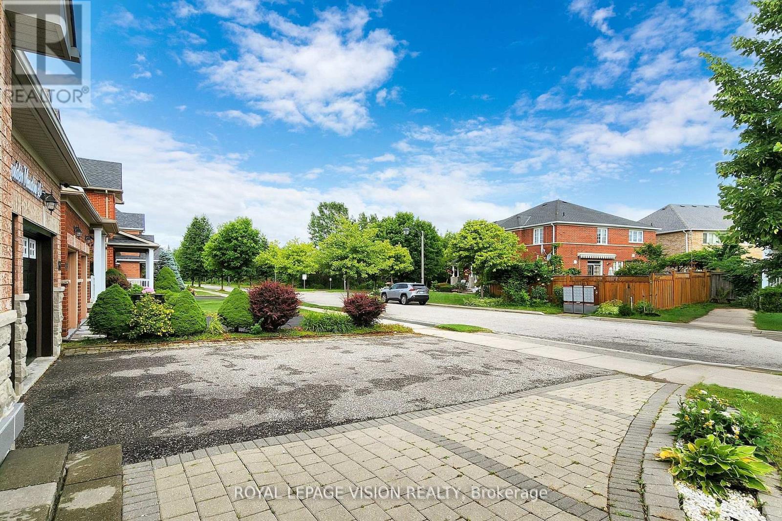 167 Golden Meadow Drive, Markham (Wismer), Ontario  L6E 1E2 - Photo 2 - N12204284