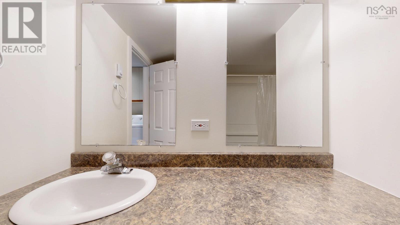 25 Laurie Drive, Lower Sackville, Nova Scotia  B4E 1G1 - Photo 33 - 202513318