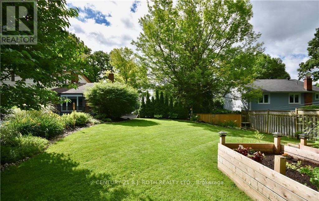 32 Wattie Road, Springwater, Ontario  L9X 0P7 - Photo 36 - S12204312