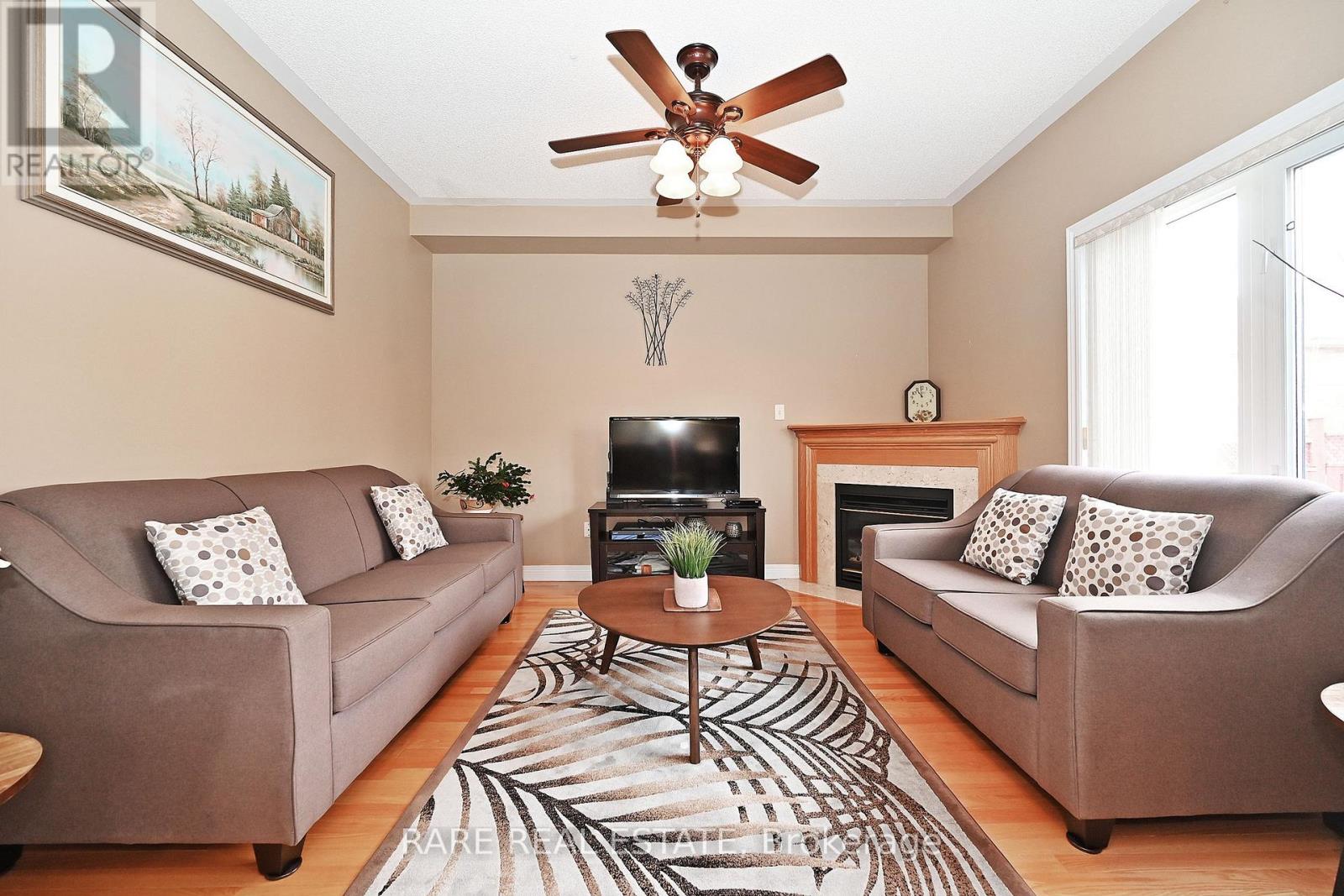 395 Rocca Court, Mississauga, Ontario  L5W 1V1 - Photo 13 - W12204291