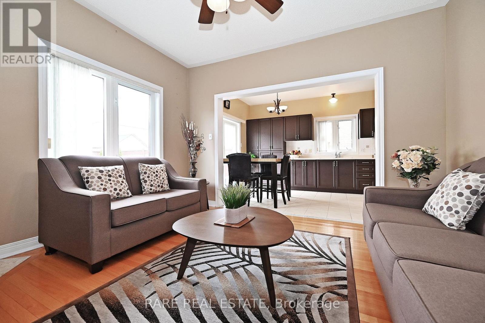 395 Rocca Court, Mississauga (Meadowvale Village), Ontario  L5W 1V1 - Photo 14 - W12204291