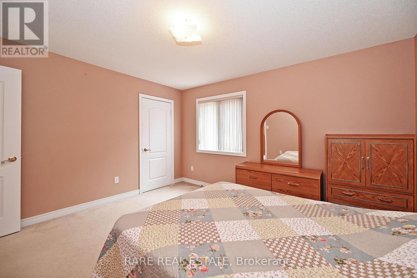 395 Rocca Court, Mississauga (Meadowvale Village), Ontario  L5W 1V1 - Photo 27 - W12204291