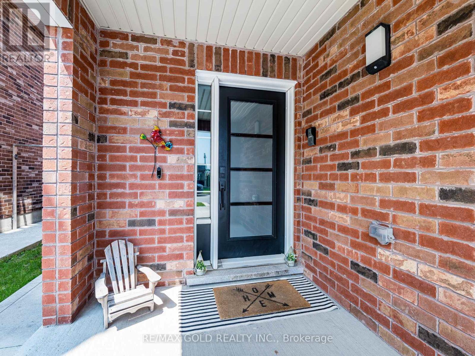 12 Affleck Road, Brampton, Ontario  L7A 3Y8 - Photo 3 - W12204304