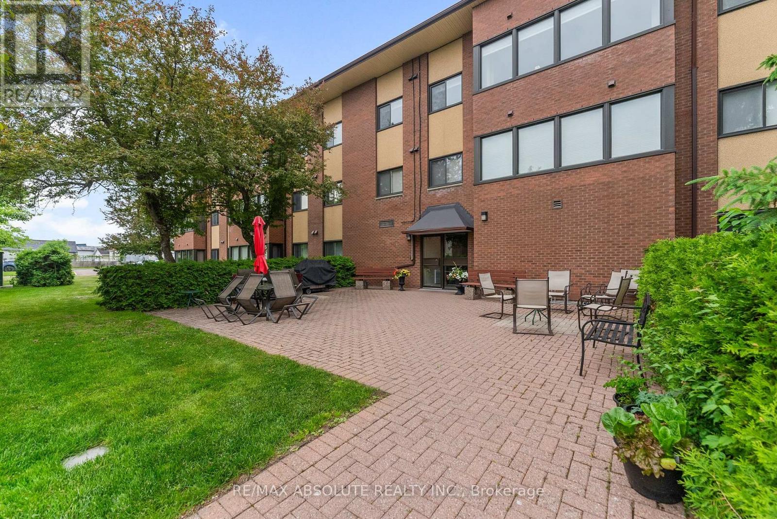 301 - 124 Daniel Street S, Arnprior, Ontario  K7S 2L7 - Photo 29 - X12204334