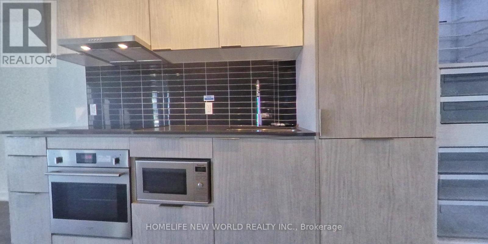 2302 - 60 Shuter Street, Toronto, Ontario  M5B 1A8 - Photo 10 - C12204324