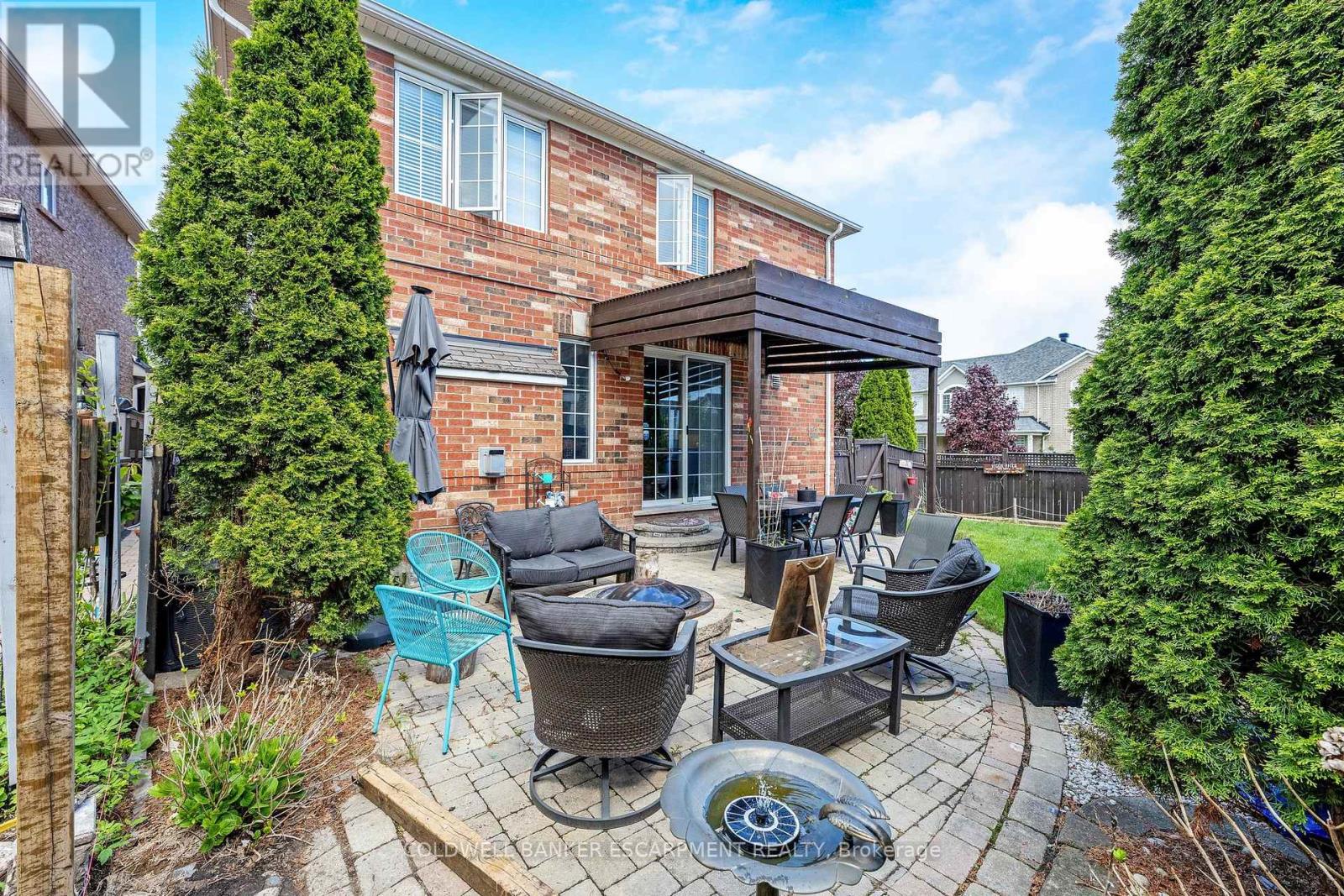 3927 Mayla Drive, Mississauga, Ontario  L5M 7Y9 - Photo 15 - W12204337