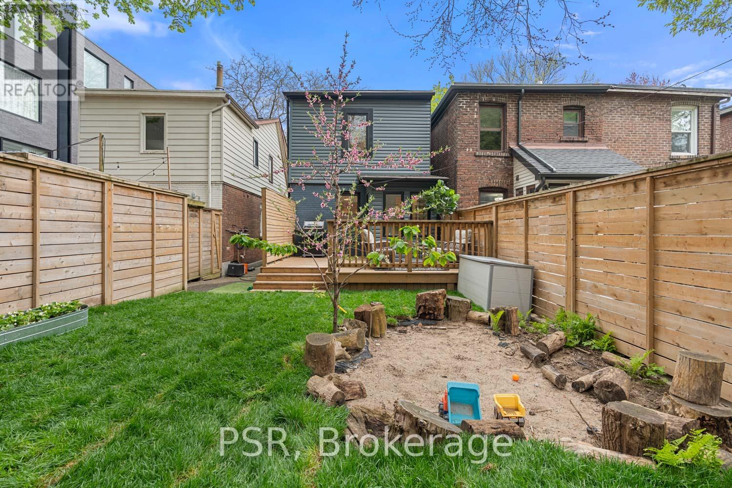 43 Hemlock Avenue, Toronto, Ontario  M4L 3E9 - Photo 41 - E12202257