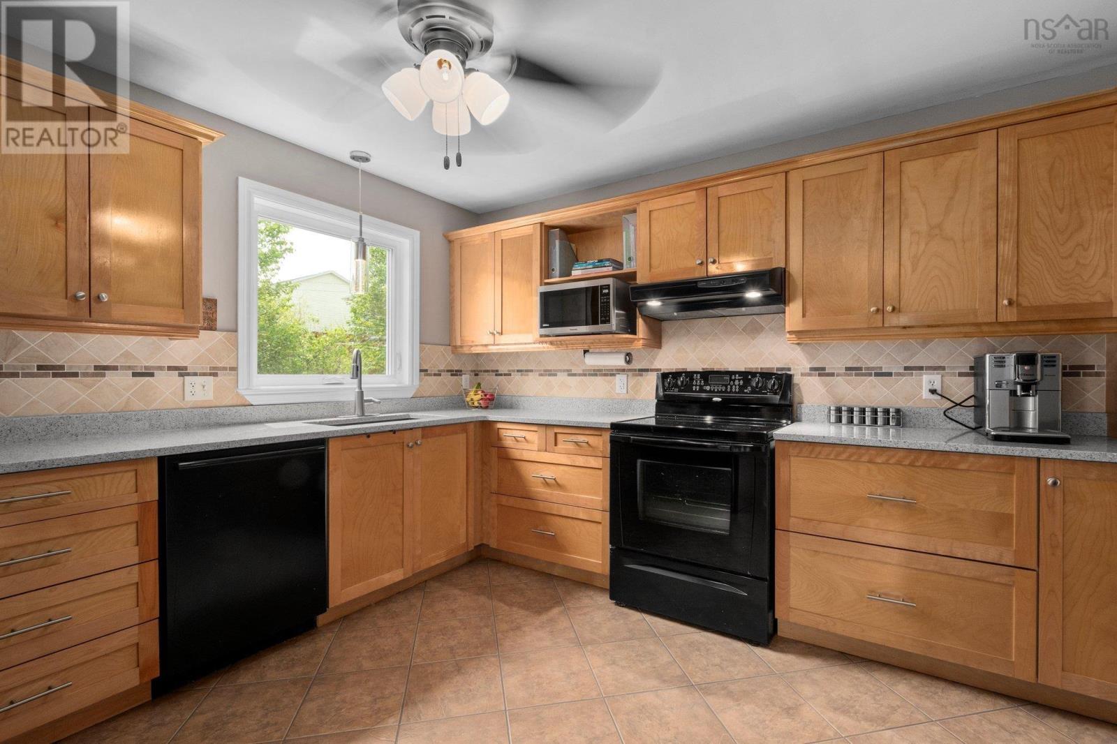 242 Stanfield Avenue, Dartmouth, Nova Scotia  B2X 0A2 - Photo 15 - 202513274