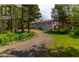 63 Old Litchfield Wharf Road, Litchfield, Ca