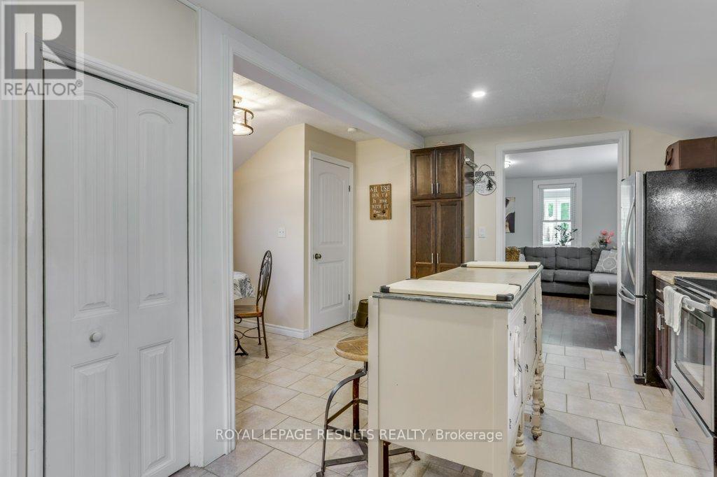 81 Victoria Street, Tillsonburg, Ontario  N4G 3Z5 - Photo 18 - X12204357