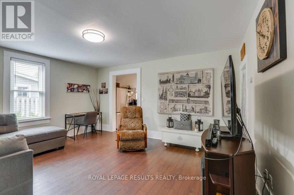81 Victoria Street, Tillsonburg, Ontario  N4G 3Z5 - Photo 6 - X12204357